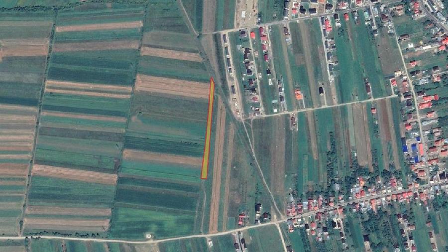 Teren extravilan - 3.700mp, Radauti