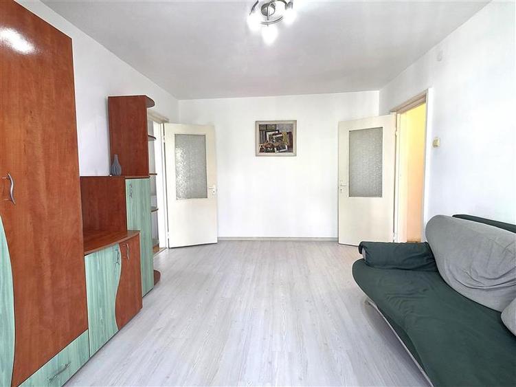 Apartament 2 camere zona Gemenii
