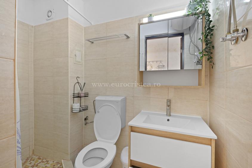 Apartament 2 camere renovat, cu parcare în proprietate – Saturn