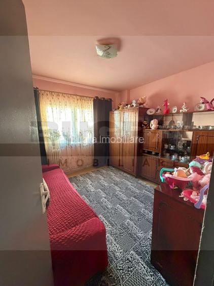 Apartament 4 camere, decomandat, 82 mp, etaj intermediar, Piata Flora - 4