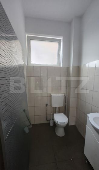 Spatiu comercial, 119 mp, cu vitrina, zona 7 noiembrie