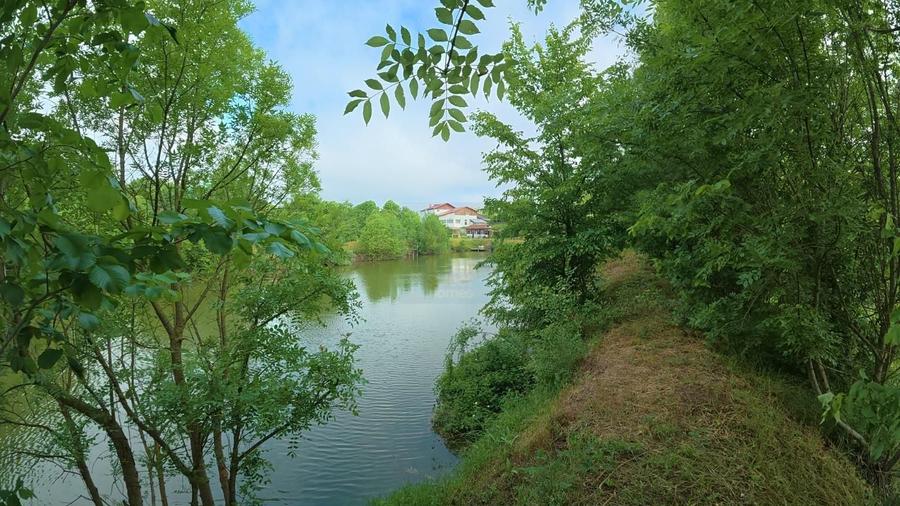 Domeniu de 13.054 mp cu vilă de ~1.000mpc și lac privat Teisori, Bulbucata