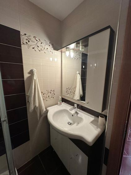 Apartament cu 4 camere de închiriat  , 98 mp, Bd. Regele Mihai 1