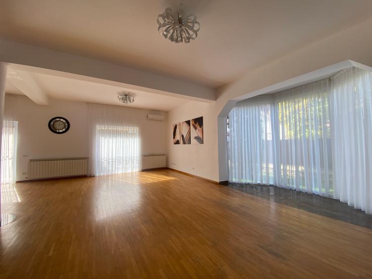 Individual villa for rent with 700 sq. m garden