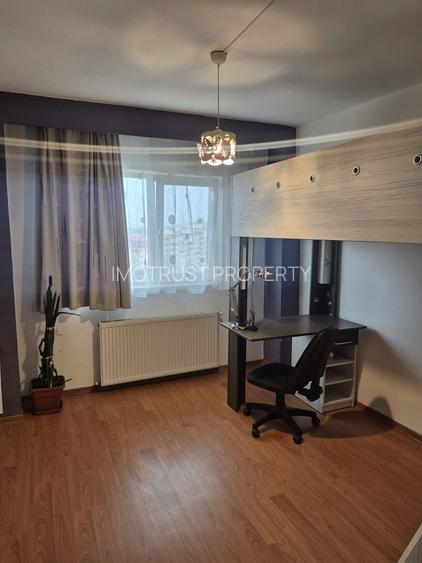 Apartament 4 ncamere de inchiriat, Micalaca - 14