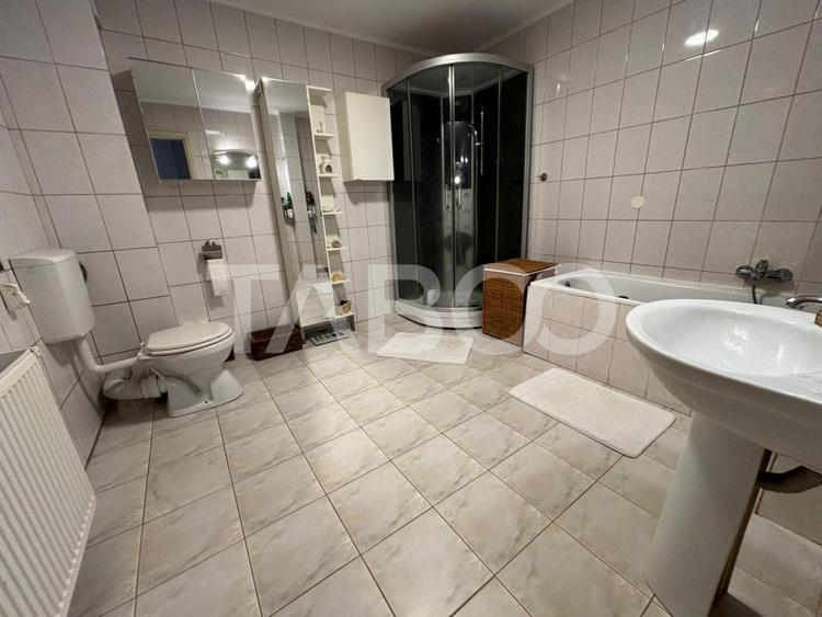 Apartament 3 camere de vanzare decomandat langa Parcul Belvedere