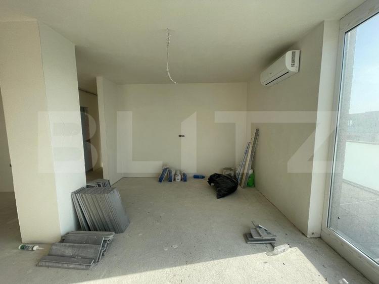 Penthouse de vanzare, 3 camere, 74 mp, zona Calea Torontalului