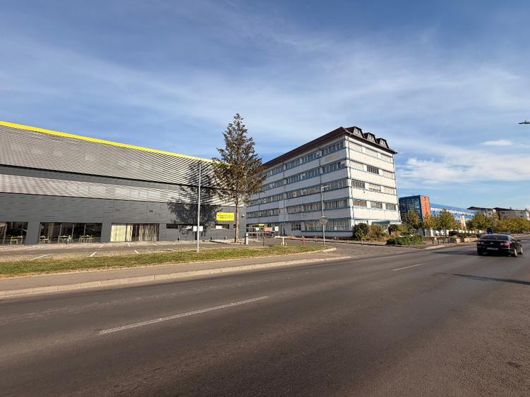 Spații pentru producție de închiriat | 706,63 m²/nivel | Curtea de Argeș