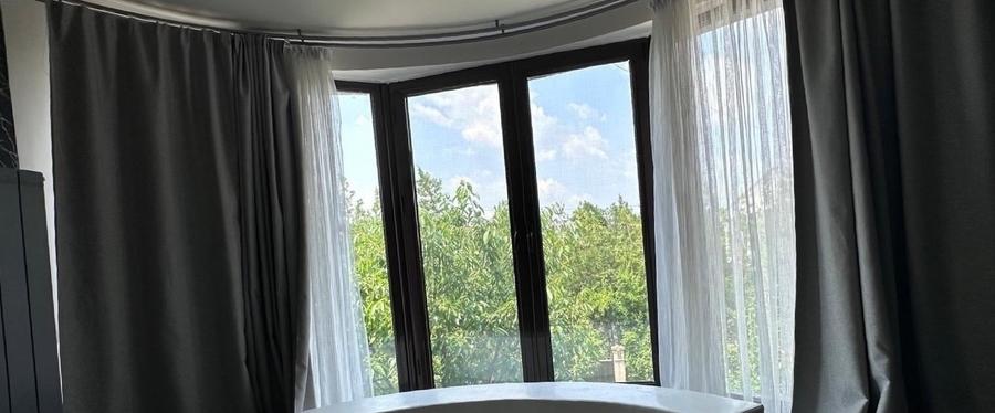 Vila nouă individuală P+2 cu garaj pentru 2 mașini,terasă ,grădină.