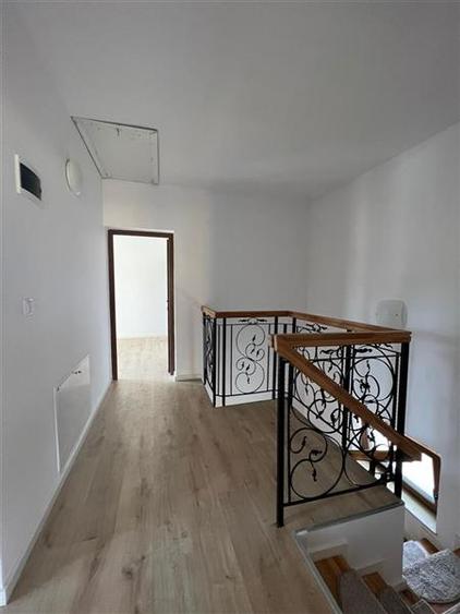 Casa cu 4 camere, 180 mp, situata in cartierul Europa!