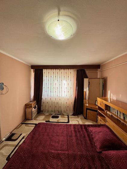 Apartament 3 camere de vanzare, ULTRACENTRAL, str. Marasesti, Bacau