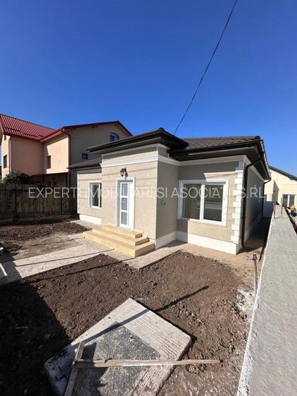 Casă 4 Camere de vânzare în Valu lui Traian | Nouă | La Alb - 8