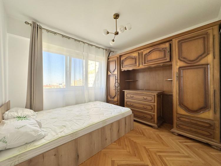 Apartament 3 camere, zona Dacia