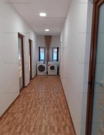 Vila noua P+1, 280mp construiti, zona Centrala, St - 400 mp cu 12 deschidere