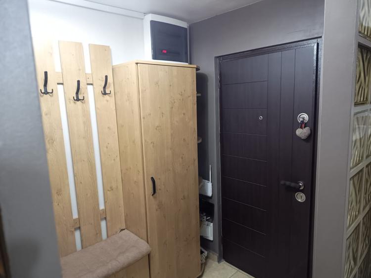 Locatie excelenta!-4 camere-mobilat si utilat-etaj intermediar-zona Lipovei