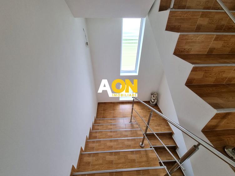 Apartament la vila 3 camere, garaj, Alba Micesti