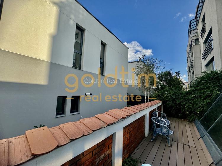 NOU/ RENOVAT/ PRIVELISTE SUPERBA/ ANSAMBLU CU PISCINA/PARCARE - 26