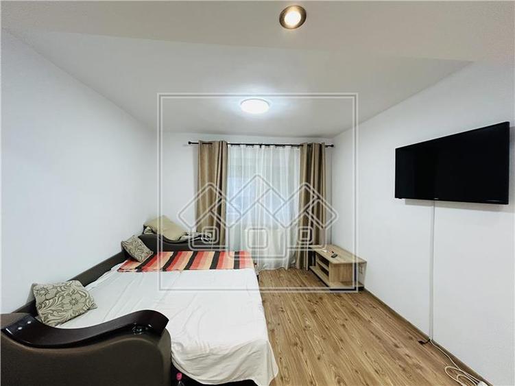 Apartament cu 3 camere, 66 mp utili + pivnita, Zona Terezian