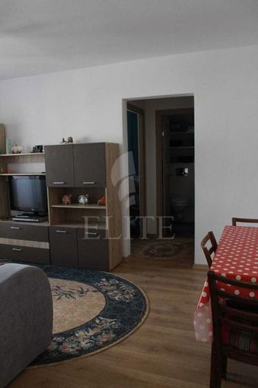 Apartament 2 camere în zona STRAZII GARBAU