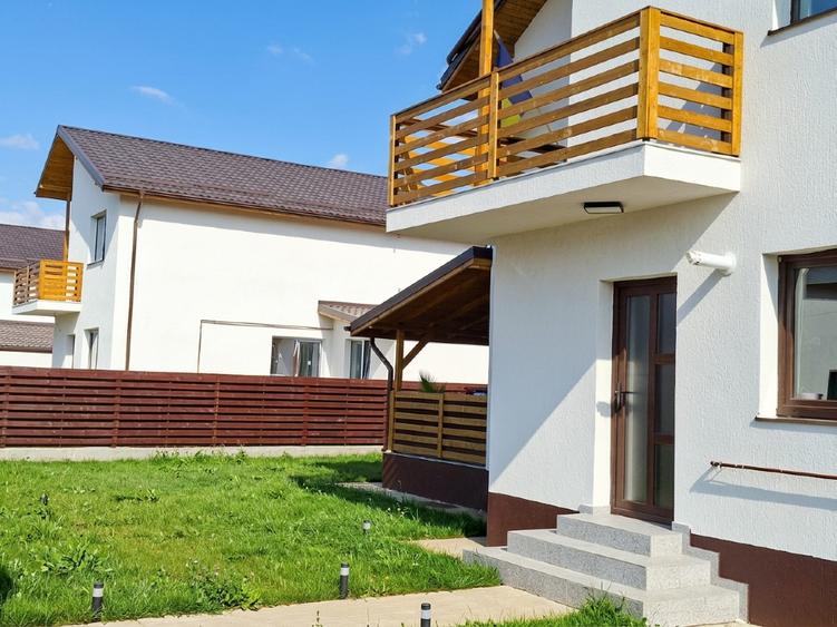 Sabareni Vila P+1, 425 mp teren,padure, terasa+pivnita,TVA inclus,predare rapida