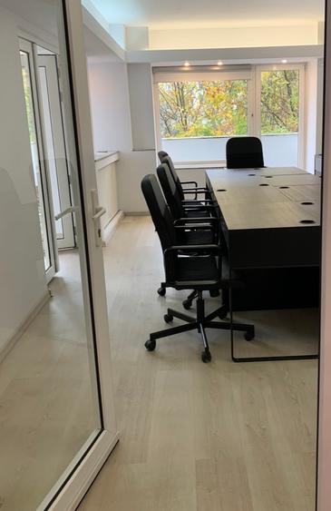 UNIRII,locatie exceptionala-n inima Capitalei,stradal,monolit,parcare,terase,sud