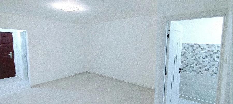 Garsoniera renovata in cartierul Noua, Brasov