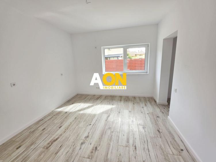 1/2 Duplex finisat la cheie, 4 camere, 317 mp teren, zona Centru