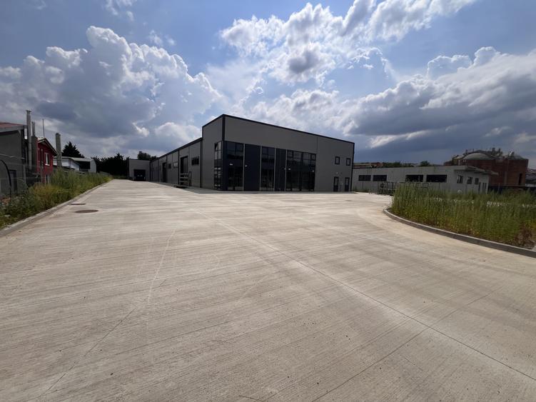 Hala moderna / Productie / Depozitare / Show-room