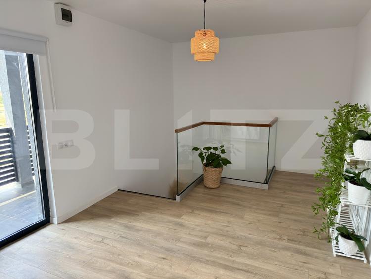 Casă Modernă, Bucov, Pe Deal
