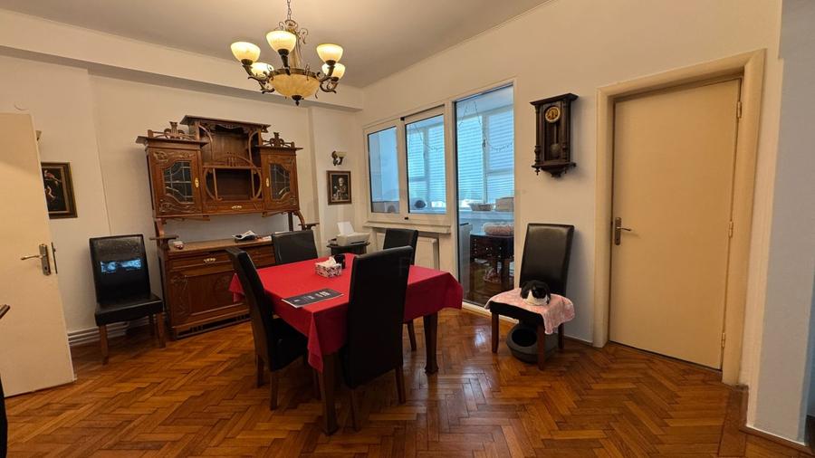 REA1027698 Apartament 3 camere I Universitate