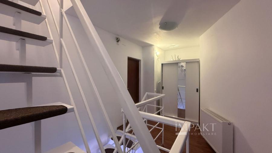 Apartament pe 3 niveluri cu 4 camere in Manastur