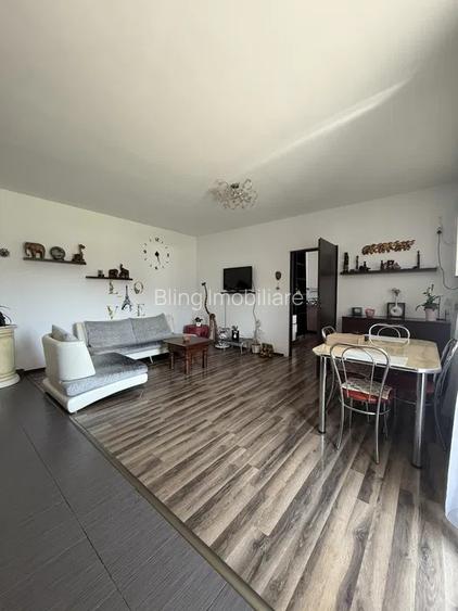 Apartament cu 2 camere, 51 mp, balcon, etajul 1, zona Cetatii - 2