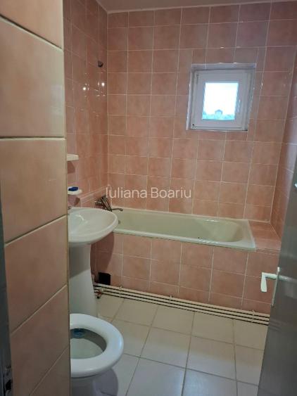 Inchiriez apart. 3 camere - 13