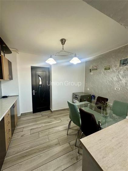 Apartament 3 Camere, Decomandat, Zona Tomis 3 - Comision 0 - 16