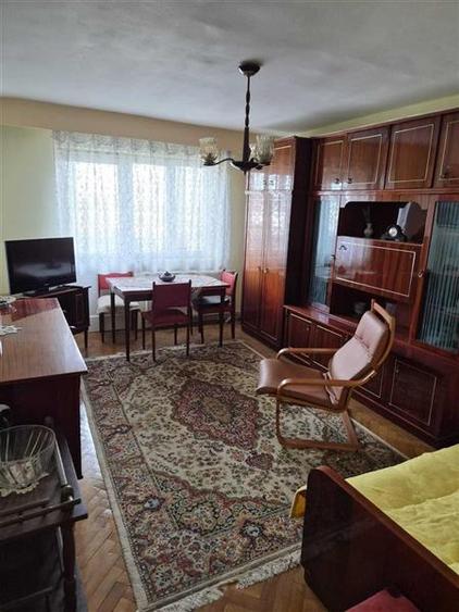 Vanzare apartament 3 camere decomandat in zona Petrom Manastur, Cluj-Napoca