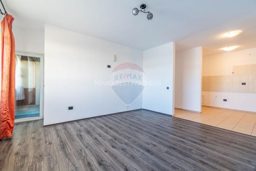Apartament 3 camere de vanzare Floresti, Eroilor 80 zona Profi Parcare - 18