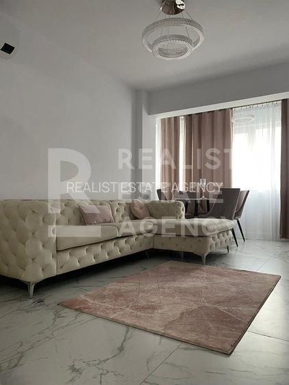 Vânzare, apartament 2 camere, zona Titan - 2