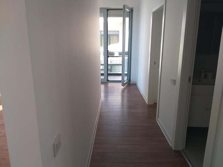 BANEASA LAC-PETROM CITY, 3 CAMERE, BUCATARIA MOBILATA, TERASA, PARCARE SUBTERANA