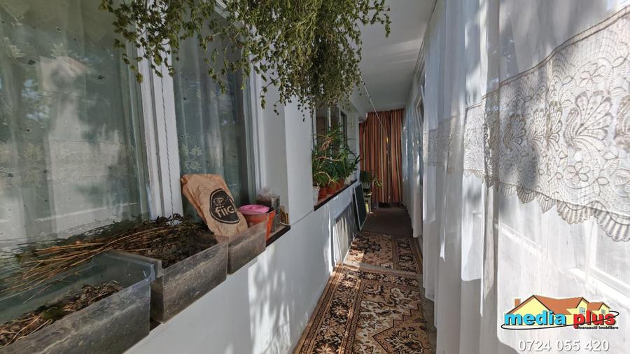 Apartament 4 camere de vânzare – Micro 16