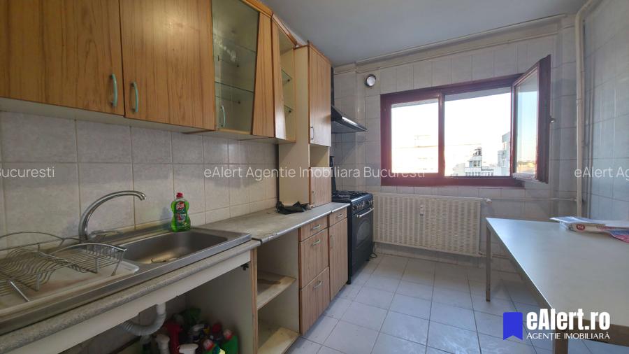 Apartament 4 camere, etaj 9/9 cu etaj tehnic, Str. Mărgeanului, Sector 5 - 6