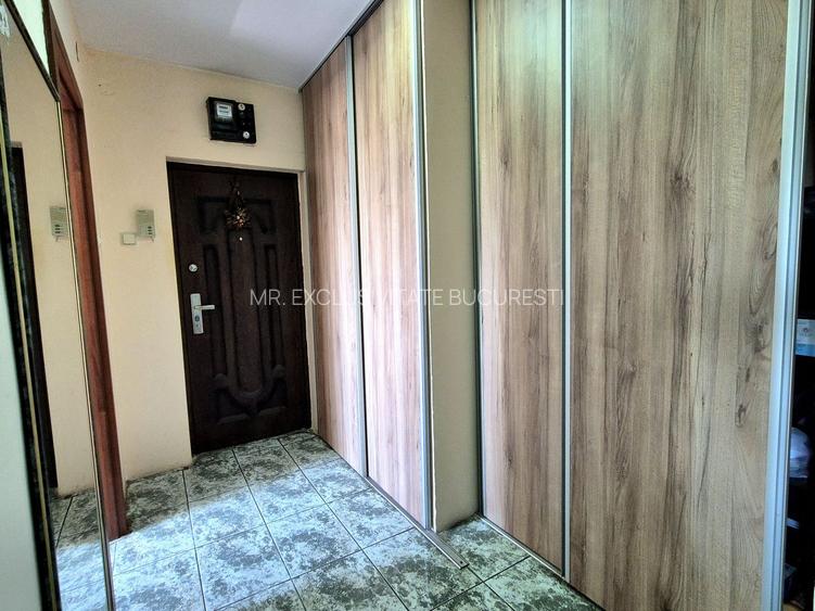 Apartament 3 camere - metrou 1 Dec. - 10