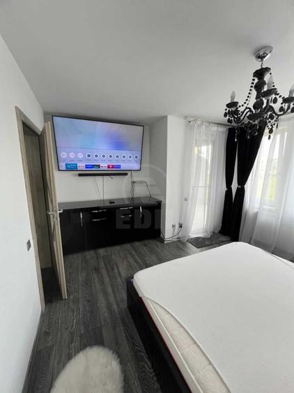 Vanzare Casa 4 camere; 103 mp; 3 bai , Teilor