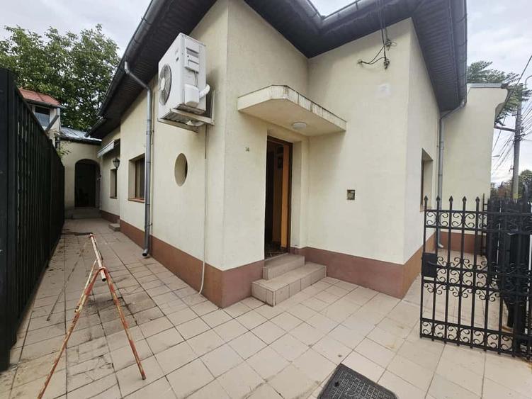 Casă 3 camere de închiriat, zona Centrală–ideală pentru salon/birouri