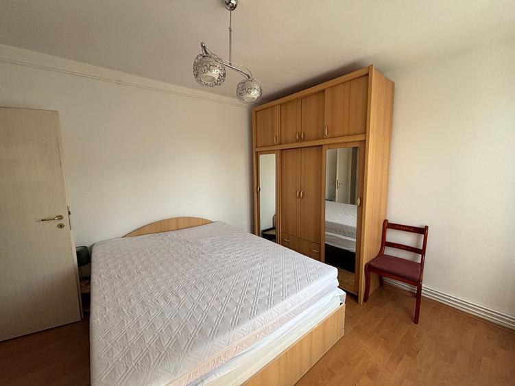 Apartament 3 camere,zona Medicina