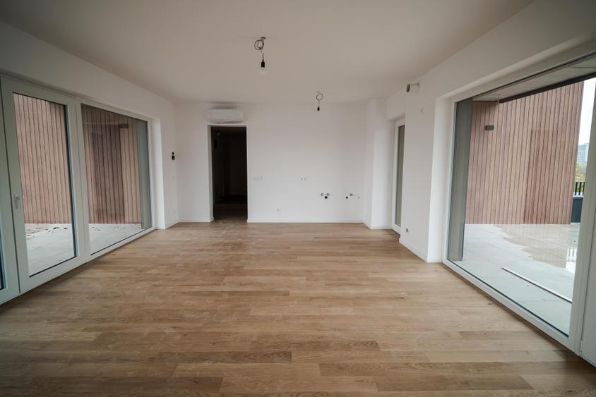 4 CAMERE - DOAMNA GHICA - 114 MP - COMISION 0%
