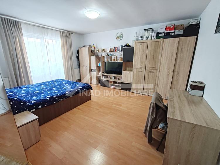 Apartament cu o cameră, 35 mp+balcon, parcare, Zorilor Str. Viilor