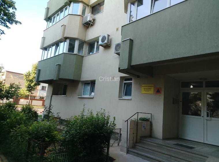 Inchiriez apartament 3 camere Iancului - 12