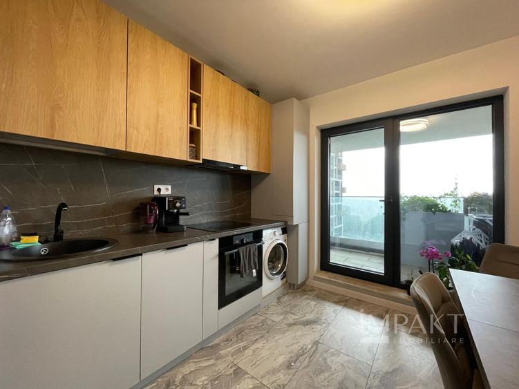 Apartament cu 2 dormitoare, living și terasă, Zorilor