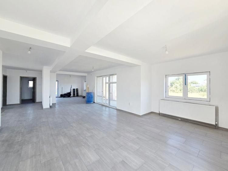 VANZARE VILA 280 MP. - TEREN 1430 MP. - STR. ROVINE - GAESTI