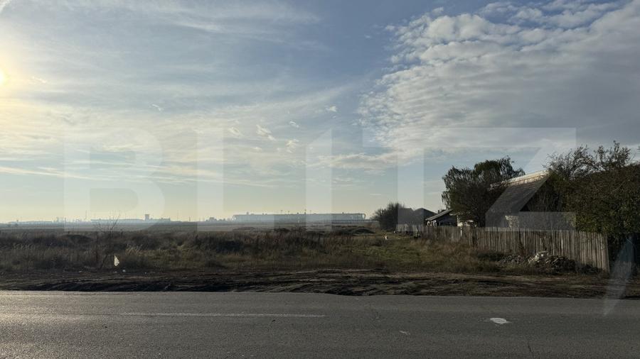 Teren IV 7.500 mp, toate utilitățile la front de 25 m, zona Ghercești - Aeroport